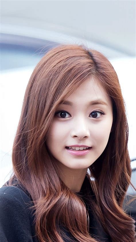 tzuyu cute pics.